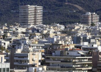 Διπλός κόφτης εφορίας και ιδιοκτητών στην αύξηση προσφοράς διαμερισμάτων