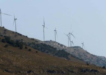 Αντίδραση του Συλλόγου Επαγγελματιών Τουρισμού Αλυζίας για ανεμογεννήτριες – «Απειλείται η ήπια τουριστική ανάπτυξη της περιοχής»