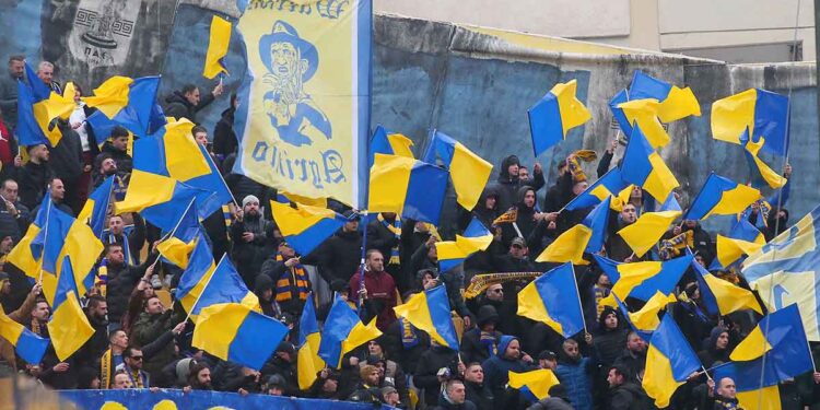 Θύρα 6: «Ο Παναιτωλικός είναι η ζωή μας – Αναλάβετε ΟΛΟΙ τις ευθύνες που σας αναλογούν»