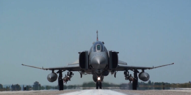 Άσκηση Παρμενίων 2025: Εντυπωσιακές εικόνες με τις εξόδους των μαχητικών της Πολεμικής Αεροπορίας