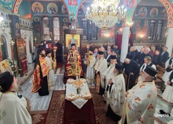 Ο Εσπερινός του Ευαγγελιστού Λουκά στην Κάτω Μακρυνού (φωτο)