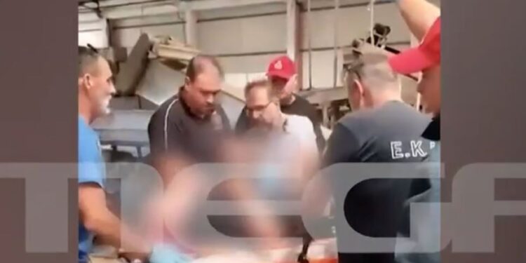 Σοκαριστικό εργατικό ατύχημα στο Ηράκλειο: Ατσάλινη ράβδος καρφώθηκε στο μπράτσο 52χρονου – Νοσηλεύεται σε σοβαρή κατάσταση