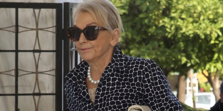 Φωτεινή Πιπιλή: «Η μητέρα μου είχε νευρική ανορεξία και δεν το κατάλαβε ποτέ»