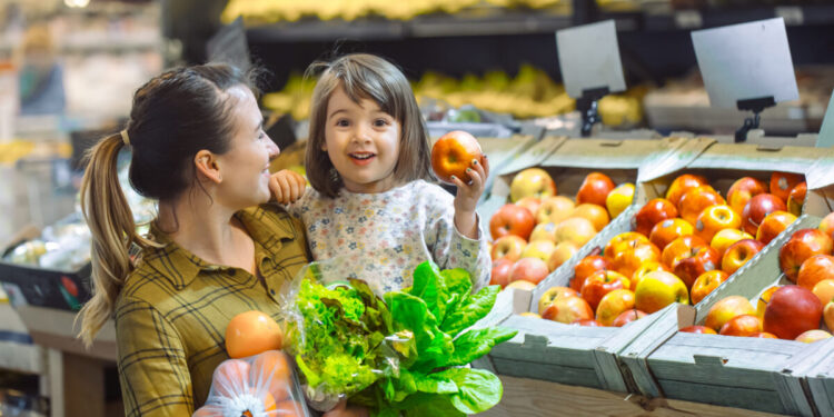 Η ακρίβεια το μεγάλο «αγκάθι» για τα νοικοκυριά, παρά την επιβράδυνση του πληθωρισμού