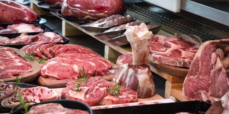 Σε κλοιό αυξήσεων οι τιμές όλων των κρεάτων – Πιθανές ανατιμήσεις στο μοσχαρίσιο, θα συμπαρασύρουν το χοιρινό και το κοτόπουλο