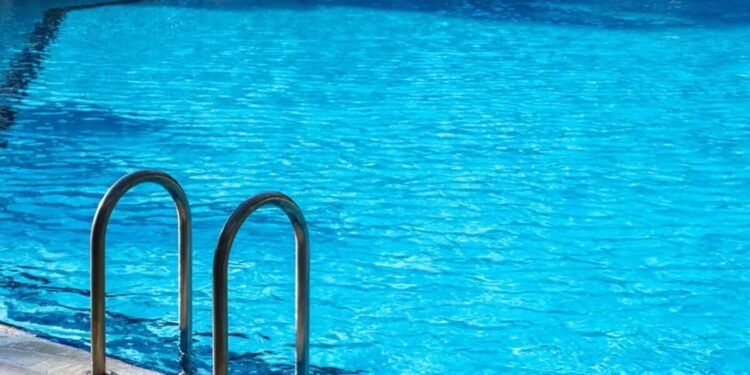 Ρόδος: Κάμερα ασφαλείας κατέγραψε τον πνιγμό της 3χρονης στην πισίνα – Μη αναστρέψιμη η κατάσταση της υγείας της