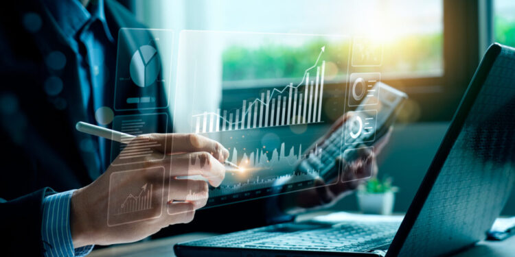 Πληθαίνουν οι προειδοποιήσεις για Ταμείο Ανάκαμψης, παραγωγικότητα και επενδύσεις