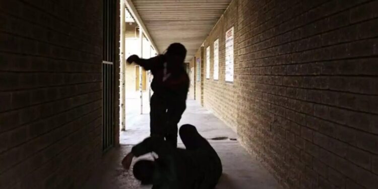 Μοσχάτο: Η «συμμορία των 183» πίσω από την επίθεση στον 13χρονο – «Με χτυπάνε 15 άτομα» είπε στον πατέρα του