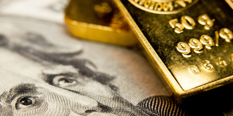 Ο χρυσός ανεβαίνει σε επίπεδα ρεκόρ μετά το shutdown στις ΗΠΑ