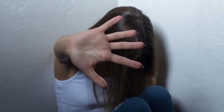 Φθιώτιδα: «Στα 17 μου πήγα με 45άρα, ήταν τέλεια» έγραφε 56χρονος σε ανήλικη – Του επιβλήθηκε 3ετής ποινή φυλάκισης