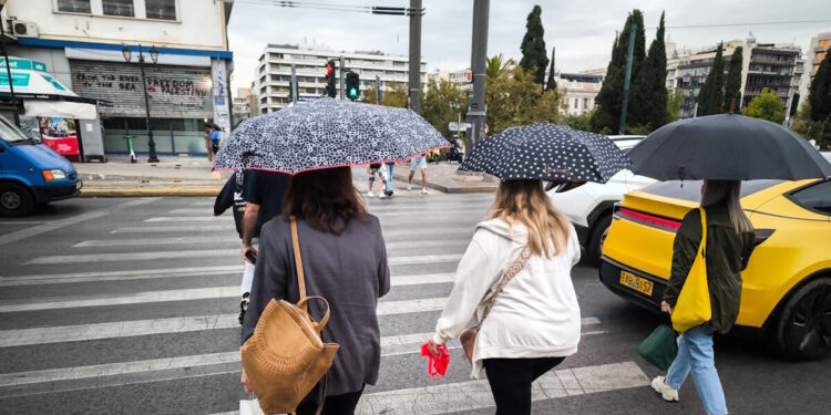 Καιρός σήμερα: Στους 24 βαθμούς η θερμοκρασία στην Αττική – Βροχές σε Κρήτη, Μακεδονία, Εύβοια και Ήπειρο