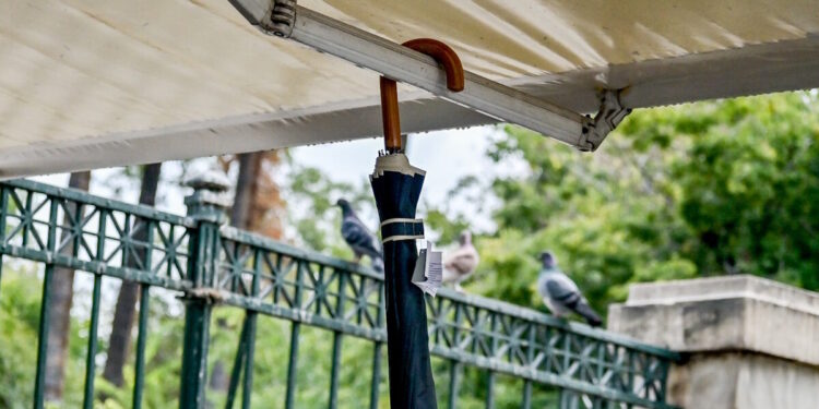 Καιρός σήμερα: Άνοδος της θερμοκρασίας στους 28 βαθμούς- Συνεχίζουν οι τοπικές βροχές και καταιγίδες στα βορειοδυτικά