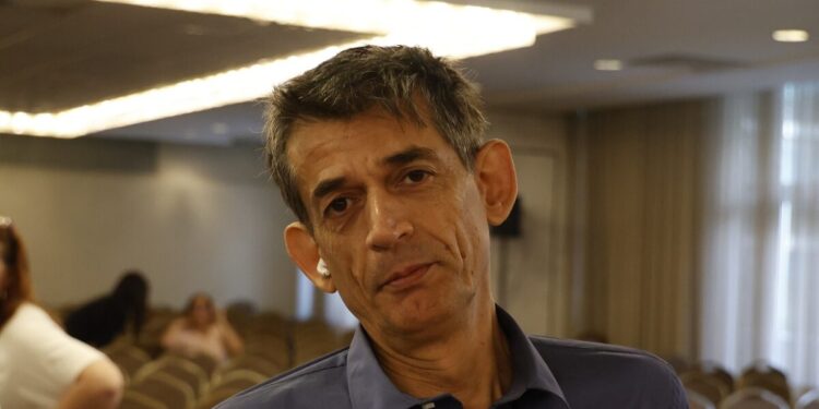 Καρανίκας: «Κάφροι» αυτοί που επιτέθηκαν στον Βορίδη – «Είσαι ο μόνος αριστερός που έκανε rebranding», λέει ο Γεωργιάδης