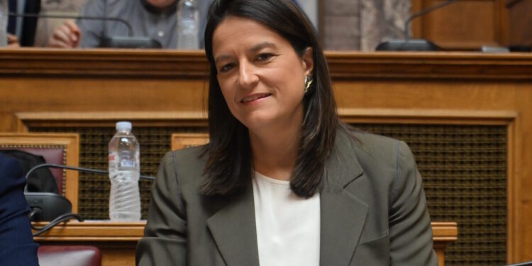 Κεραμέως: Ενσωματώσαμε πάνω από 45 προτάσεις φορέων και πολιτών στο νέο εργασιακό νομοσχέδιο