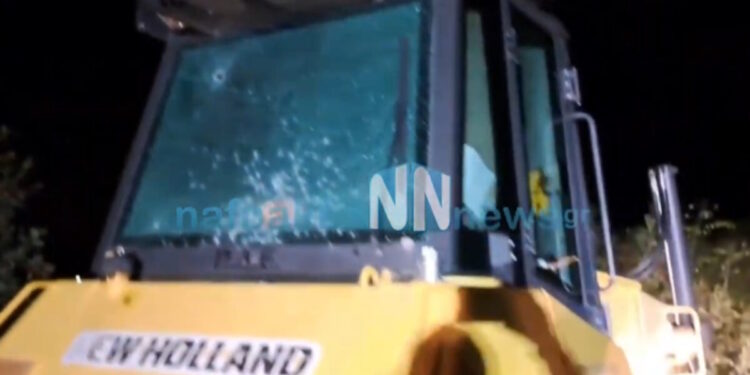 Αιτωλοακαρνανία: Πυροβόλησαν μπουλντόζα της Περιφέρειας στον Πεντάλοφο Μεσολογγίου – Αναζητούνται οι δράστες