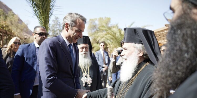 «Η Ελλάδα θα συνεχίσει να είναι αρωγός της Μονής Σινά» είπε ο Κυριάκος Μητσοτάκης στην τελετή ενθρόνισης του νέου Αρχιεπισκόπου