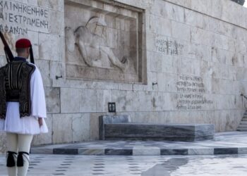 28η Οκτωβρίου 2025: Τα μέτρα για την παρέλαση – Τεστ για την ΕΛΑΣ ο νέος νόμος για το μνημείο του Αγνώστου Στρατιώτη
