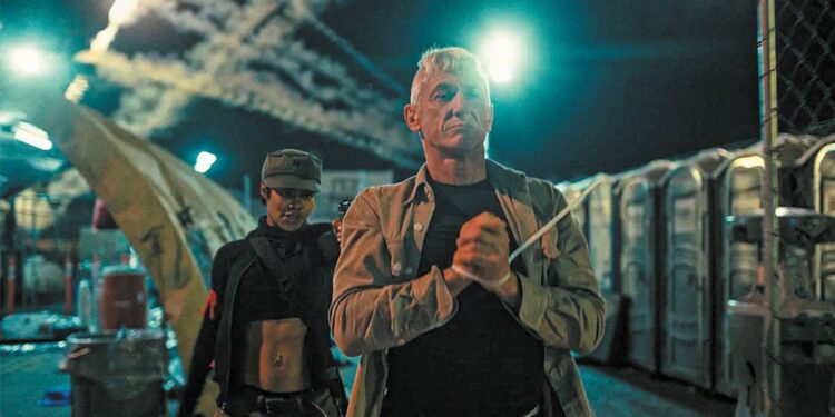 «One Battle After Another» («Μια Μάχη Μετά την Άλλη»): Ο Πολ Τόμας Άντερσον φιλοτεχνεί το πορτρέτο της τραμπικής Αμερικής