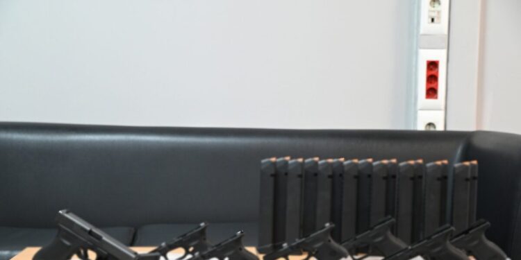 Έβρος: Προθεσμία για να απολογηθούν πήραν οι 13 Τούρκοι – «Τα όπλα θα κατέληγαν σε εγκληματικά χέρια»