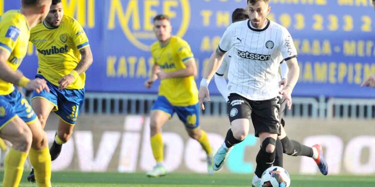 Παναιτωλικός: Κυκλοφόρησαν τα εισιτήρια για ΟΦΗ