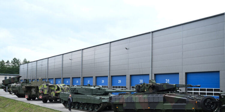 Νέα ένεση του κοινοτικού προϋπολογισμού για την αύξηση των αμυντικών δαπανών