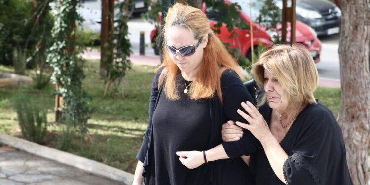 Άλκης Γιαννακάς: Τελευταίο αντίο στον αγαπημένο ηθοποιό – Συντετριμμένη η σύντροφός του