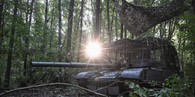 Έκτακτη σύνοδος ΕΕ: Oι Ευρωπαίοι θα είναι δικαιούχοι αμυντικών δανείων από τα παγωμένα ρωσικά assets