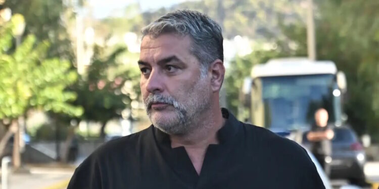 Βασίλης Μπισμπίκης: Η Ανθή Βούλγαρη αποκαλύπτει για το τροχαίο και το ρόλο που έπαιξε ένας μαθητής