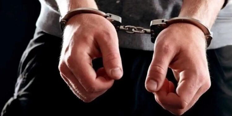 Θεσσαλονίκη: Στην φυλακή μέχρι τη δίκη ο Ελληνοαμερικάνος που κατηγορείται για εκμετάλλευση ανηλίκων και διακίνηση παιδικής πορνογραφίας