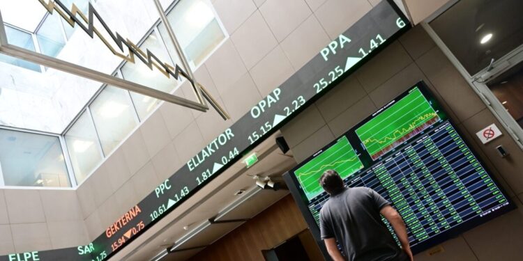 Χρηματιστήριο Αθηνών: Κλείσιμο με άνοδο και αυξημένο τζίρο στον απόηχο της αναβάθμισης