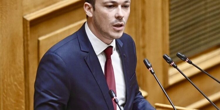 Μ. Ζαμπάρας: Το Μεσολόγγι ερημοποιείται-Στη Bουλή το σχέδιο υποβάθμισης του Νοσοκομείου Μεσολογγίου