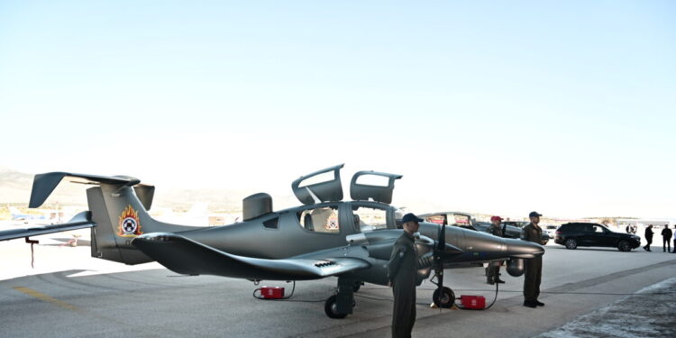 Αυτά είναι τα νέα αεροσκάφη Diamond DA62 MPP του Πυροσβεστικού Σώματος – Το 2028 το πρώτο Canadair που θα επιχειρεί και τη νύχτα