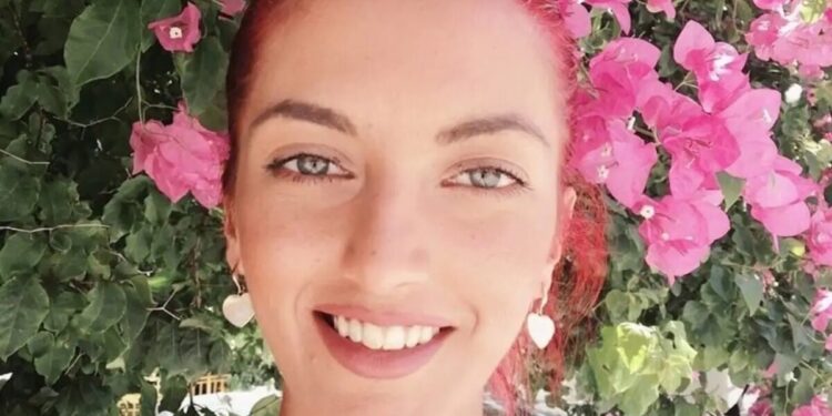 Πατέρας Κυριακής Γρίβα: «Εμένα η κόρη μου σαπίζει και αυτοί οι ανίκανοι αστυνομικοί βγαίνουν και λένε για το καθήκον»