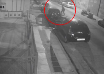 Άγιος Παντελεήμονας: Συνελήφθη ο δράστης που πέταξε χειροβομβίδα σε καφετέρια – Βίντεο η στιγμή της ρίψης