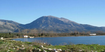 Ελληνικός Ορειβατικός Σύλλογος Ακαρνανίας: «Τοποθέτηση για την Ανάρτηση του Αντιπεριφερειάρχη Δυτικής Ελλάδας κυρίου Στυλιανού Μπλέτσα και την Εγκατάσταση Ανεμογεννητριών στα Ακαρνανικά Όρη»