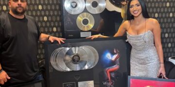 Αναστασία: Η συγκινητική έκπληξη μετά την ακύρωση της πλατινένιας απονομής του “Σαν Όνειρο”