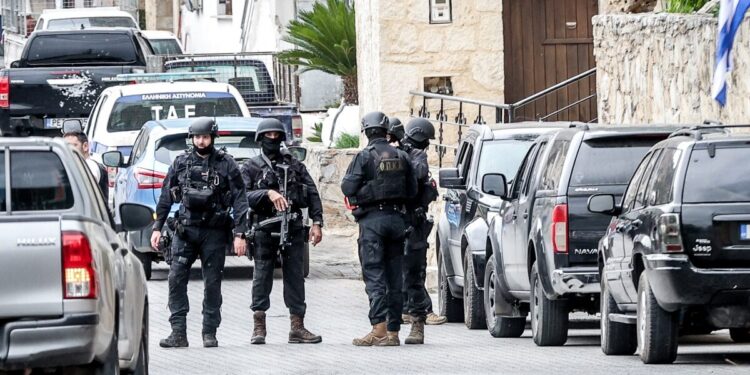 Βορίζια: Δεν έδρασε μόνος του αυτός που τοποθέτησε την βόμβα – Απολογείται ο 23χρονος με άλλοθι βίντεο από γλέντι