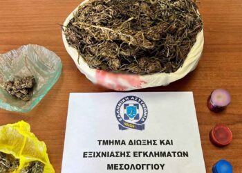 Με τη βοήθεια αστυνομικού σκύλου «ξετρύπωσαν» ναρκωτικά σε χωριό του Αγρινίου