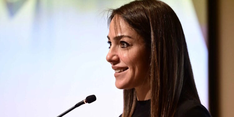 Η πρόκληση του δημογραφικού και η νέα πολιτική στήριξης της οικογένειας