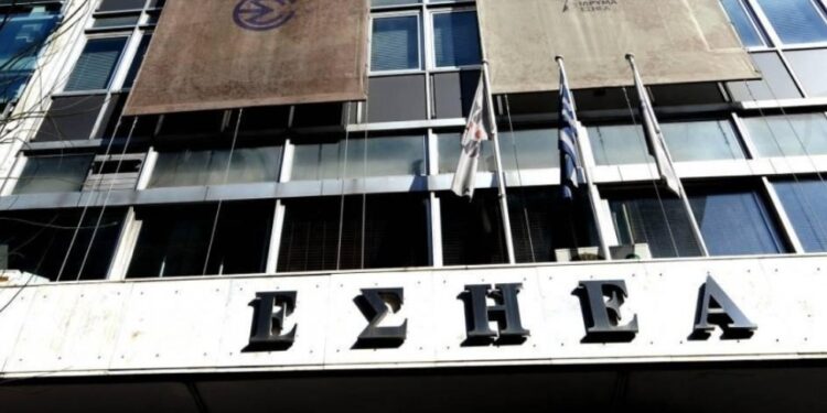 Το ypaithros.gr συμμετέχει στην 4ωρη στάση εργασίας των δημοσιογράφων για τη Γενική Συνέλευση του ΕΔΟΕΑΠ