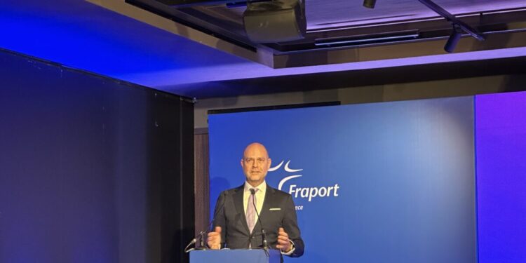 Fraport: Πώς θα διεκδικήσει τα 22 περιφερειακά αεροδρόμια