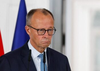 Ο Μερτς στηρίζει το δασμολογικό σχέδιο της ΕΕ για στήριξη των ευρωπαϊκών χαλυβουργιών