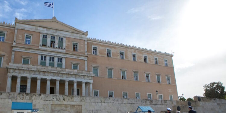 Κυκλοφοριακές ρυθμίσεις στο κέντρο της Αθήνας την Παρασκευή – Ποιοι δρόμοι θα κλείσουν