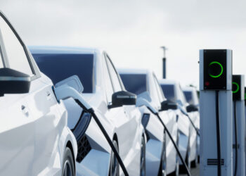 Βρετανία: «Χιλιομετρικό φόρο» στα ηλεκτρικά αυτοκίνητα συζητά η κυβέρνηση για να αυξήσει τα κρατικά έσοδα