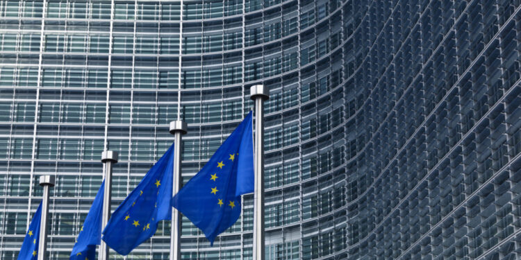 Πράσινο φως Κομισιόν για νέα δέσμη μέτρων για το ευρωπαϊκό εξάμηνο
