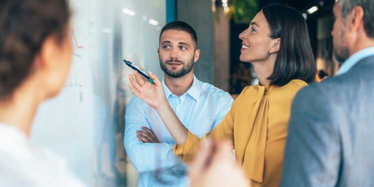 Συλλογικές συμβάσεις: Ιστορική συμφωνία κυβέρνησης και εθνικών κοινωνικών εταίρων