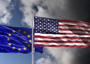 Νέα εποχή στο εμπόριο ΕΕ – ΗΠΑ: Καταργούνται δασμοί σε βιομηχανικά προϊόντα και θαλασσινά