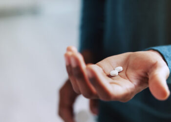 AIDS: Νέα εποχή στην πρόληψη του HIV – Εκατοντάδες άτομα λαμβάνουν την αγωγή PrEP στην Ελλάδα