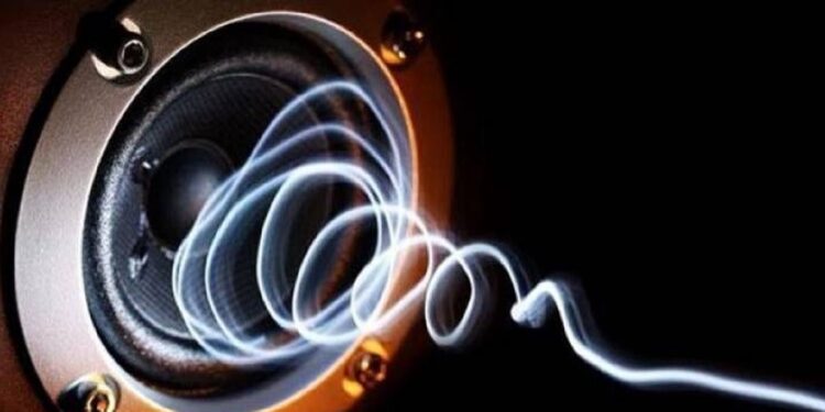 Αναπαρήγαγε δυνατά μουσική στο αυτοκίνητό του ξημερώματα και συνελήφθη στο Αιτωλικό