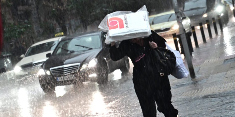 Η κακοκαιρία Adel φέρνει ισχυρές καταιγίδες και χαλάζι το Σαββατοκύριακο – Οι περιοχές που θα αντιμετωπίσουν προβλήματα